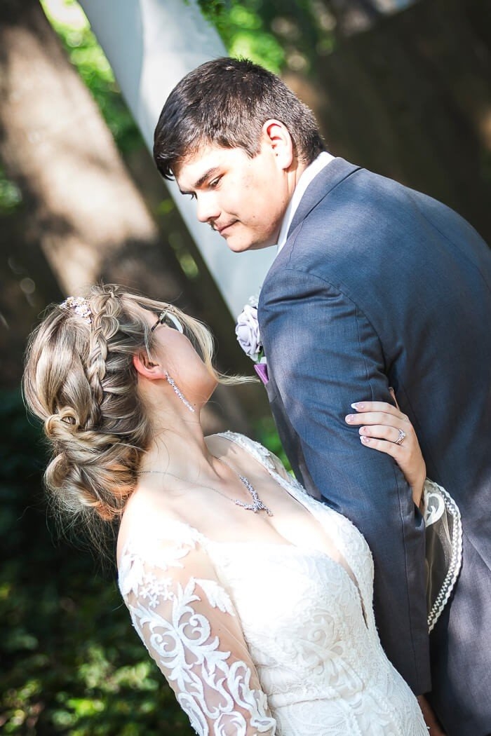 carousel-hero-element image-0